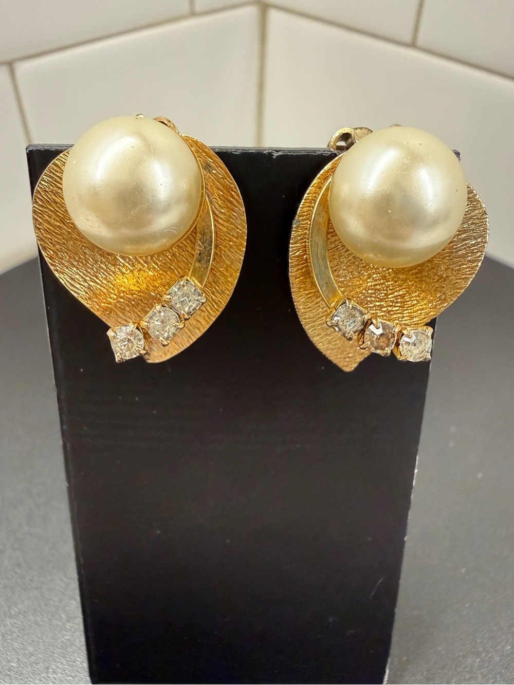 Vintage TARA Faux Pearl Rhinestone Gold Tone Clip-On Earrings